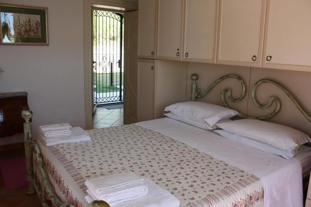 B&B Villa Floriana Tortoreto Exterior photo